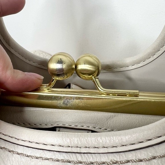 Y2K Coach Ergo Pleated Leather East West Satchel 12248 White Kisslock Hobo Bag - Picture 9 of 15